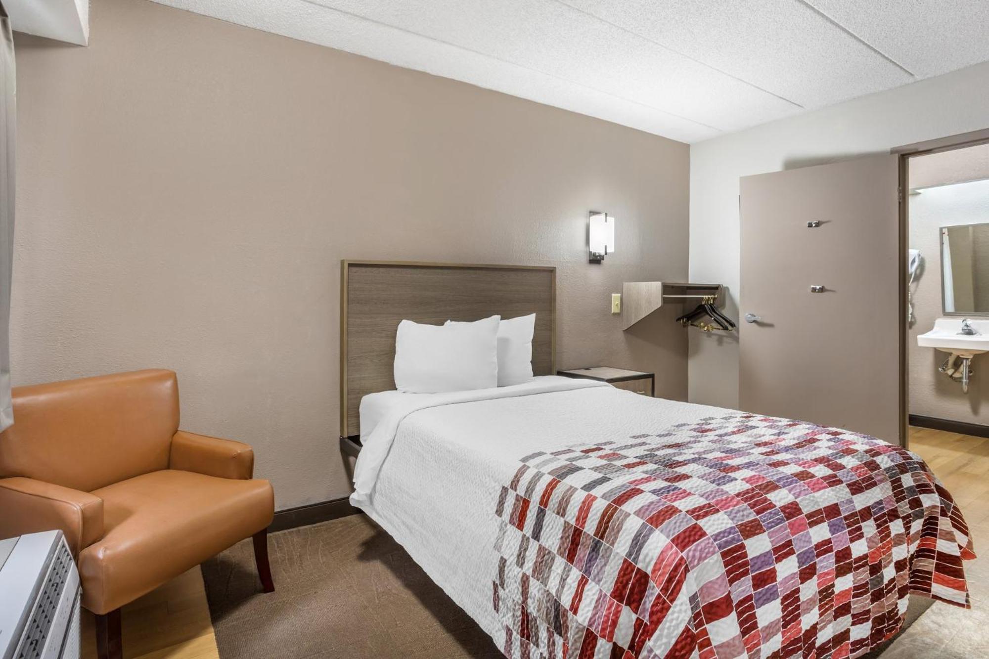 Red Roof Inn Tinton Falls-Jersey Shore Екстер'єр фото