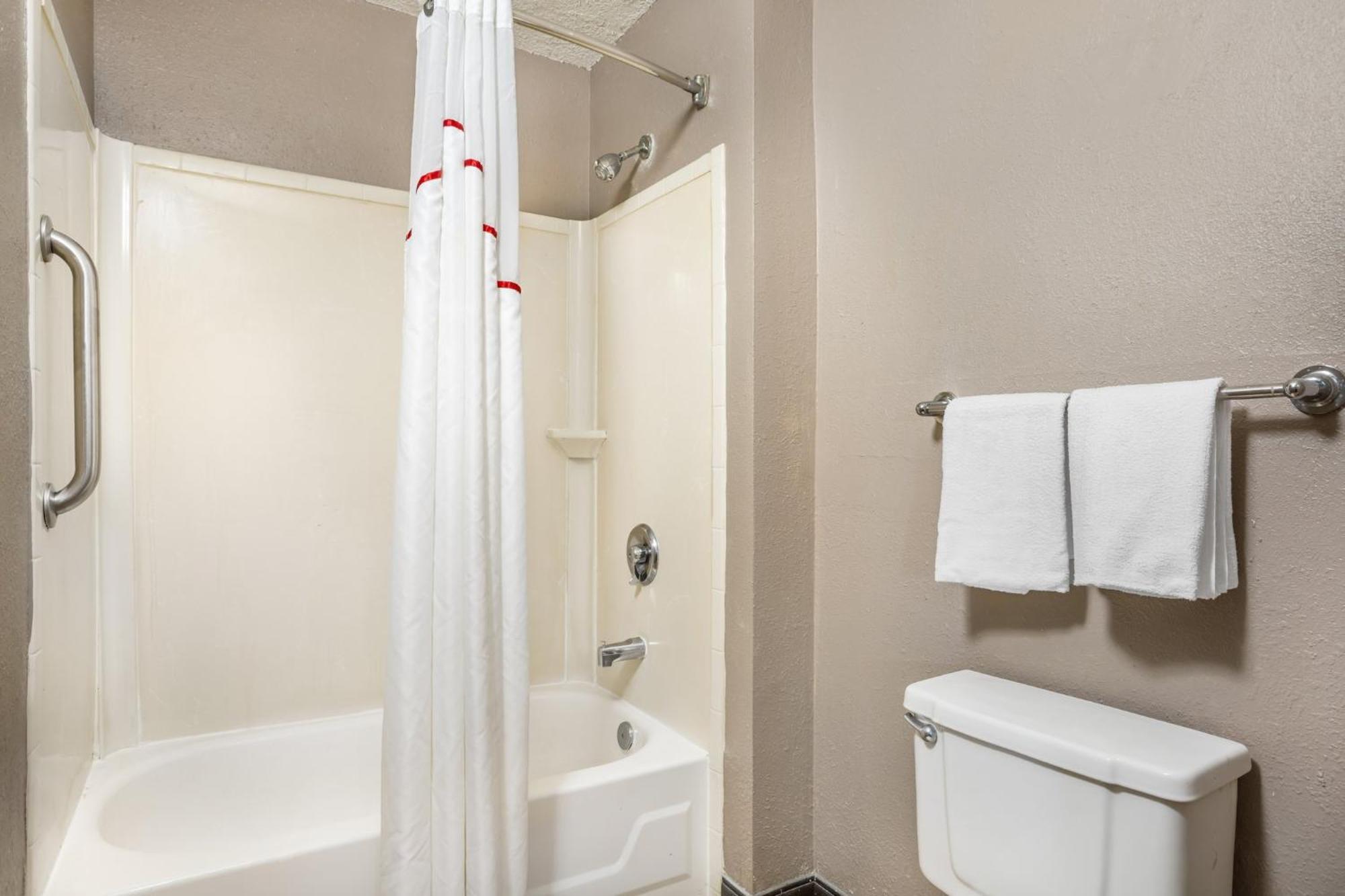 Red Roof Inn Tinton Falls-Jersey Shore Екстер'єр фото